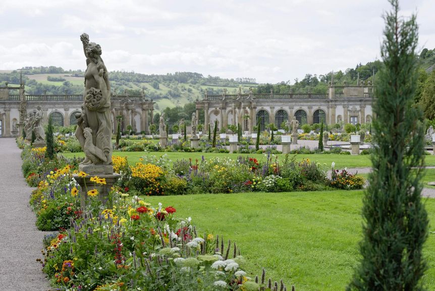 Schloss und Schlossgarten Weikersheim, Beete und Figuren